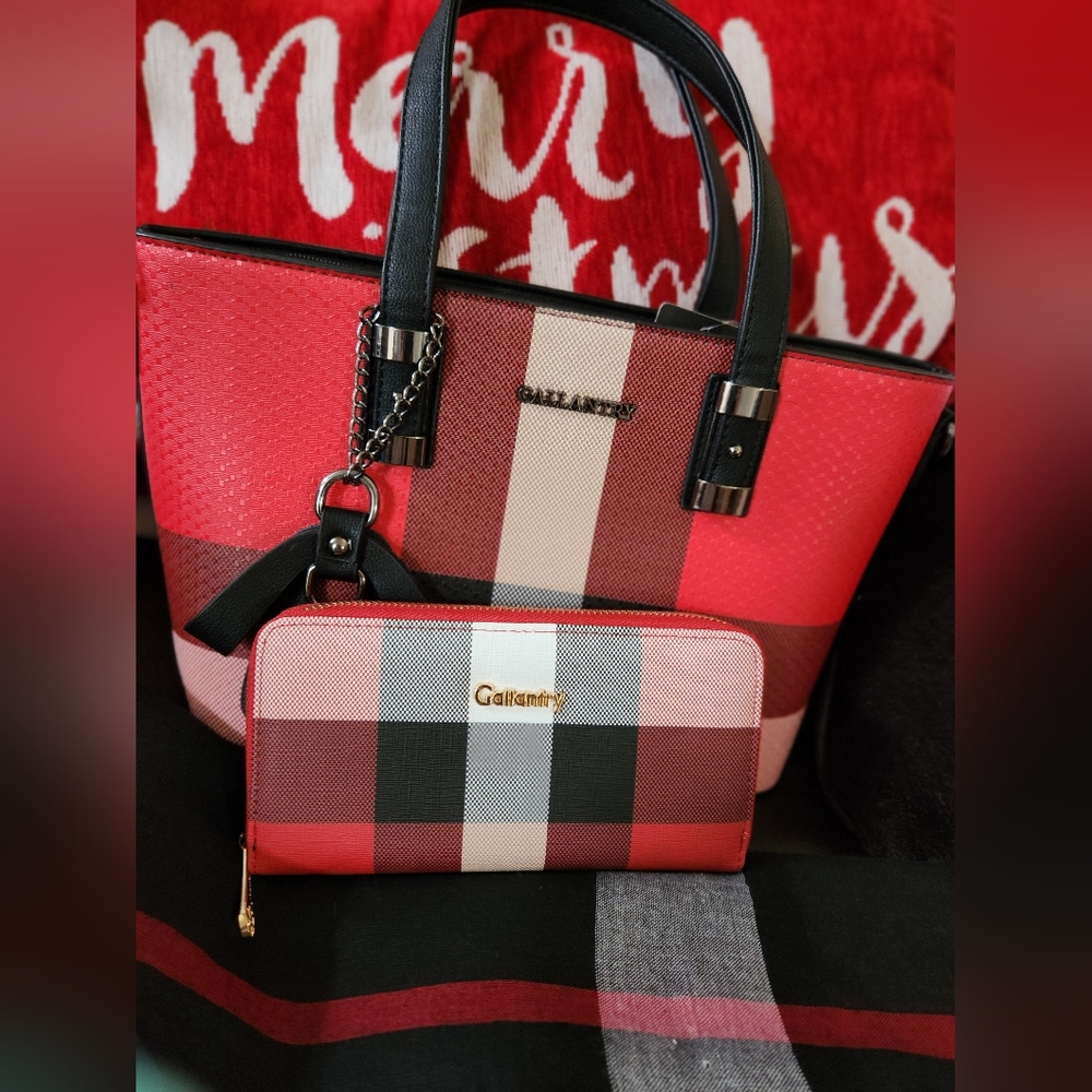 Gallantry Paris purse